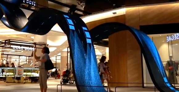 OLED柔性拼接显示屏幕特点介绍